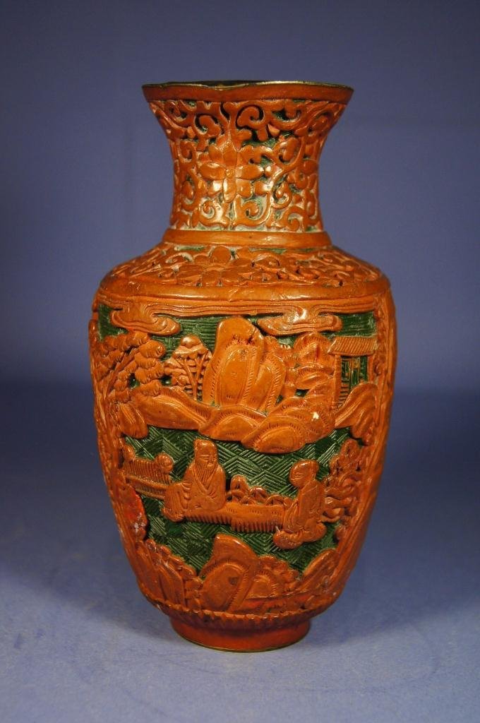 Chinese antique cinnabar lacquer vase: Chinese antique cinnabar lacquer vase ; H: 16 cm