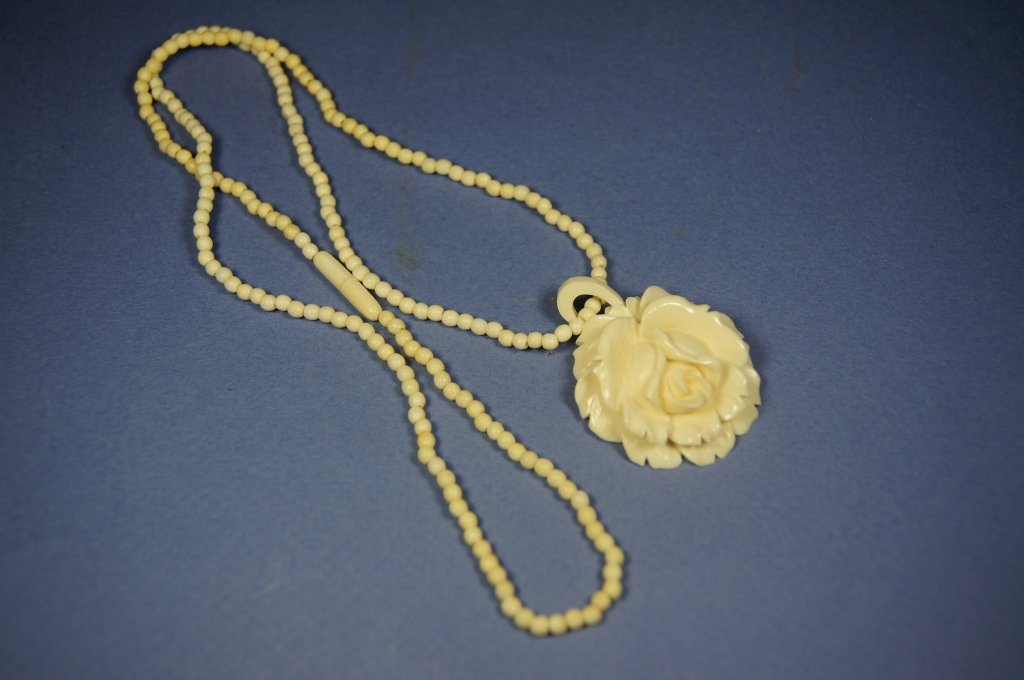 Chinese antique ivory carved necklace