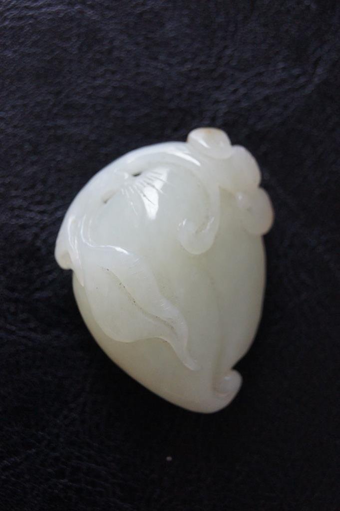 Chinese white jade pendant (1 of 4)