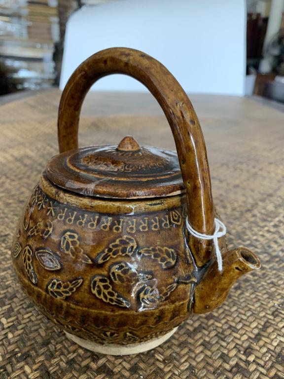 Glazed Porcelain Tea Pot (1 of 2)