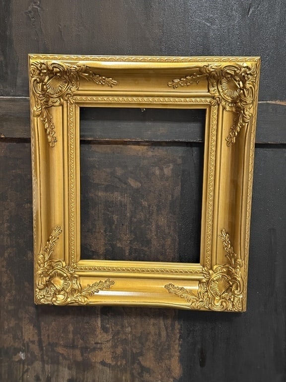 8x10 Wood Frame: 8x10 Wood Frame