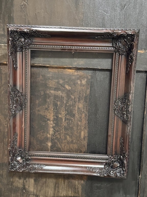 8x10 Wood Frame: 8x10 Wood Frame