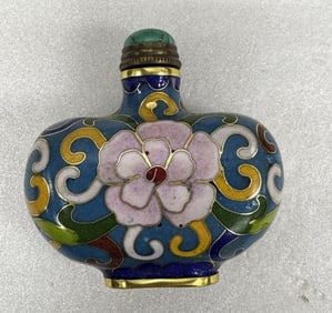 porcelain snuff bottle