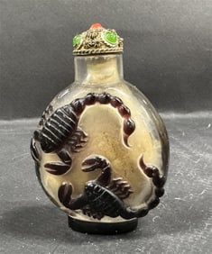 Chinese glass Snuff Bottle