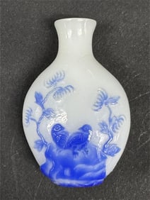 Chinese Blue and White Porcelain Snuff Bottle