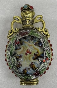 porcelain snuff bottle