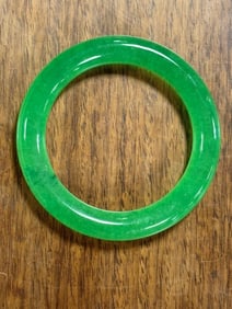 jade bangle