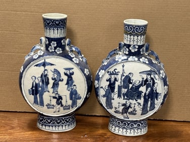 Pair of Antique Chinese Porcelain Vases