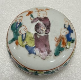 pastel porcelain box