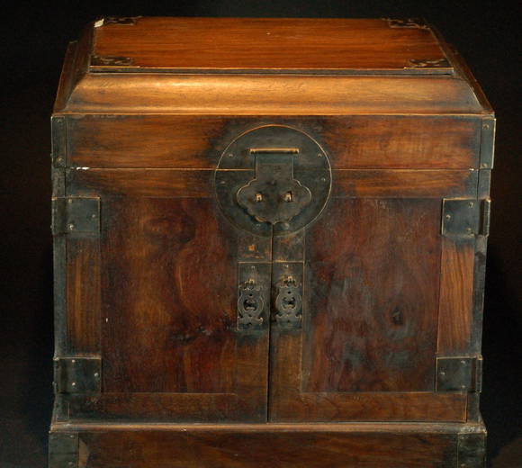 Houston Antique Auction LLC, TX Auctions & 111 Past Catalogs