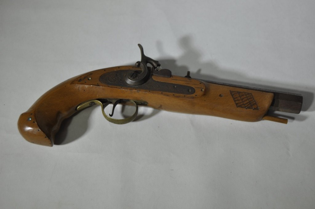 Antique Percussion Cap Pistol: Size: 10" L