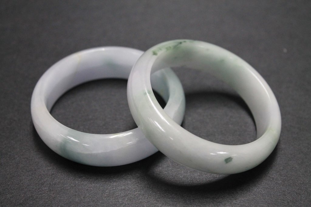 Pair of Jade Bangles (1 of 4)