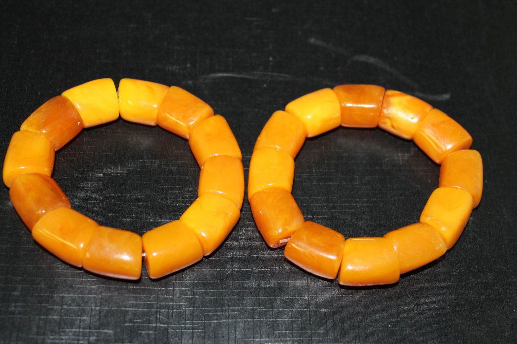 Lot of 2 Amber Bracelets (1 of 5)