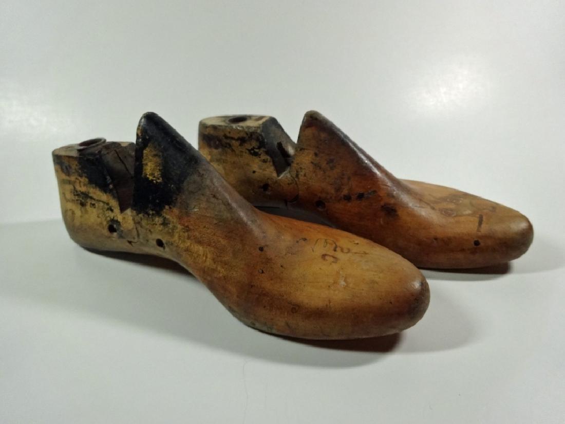 2 VINTAGE SHOE LASTS, ONE MARKED MAY 1949, LARGEST: 2 VINTAGE SHOE LASTS, ONE MARKED MAY 1949, LARGEST APPROX 8 3/4"L