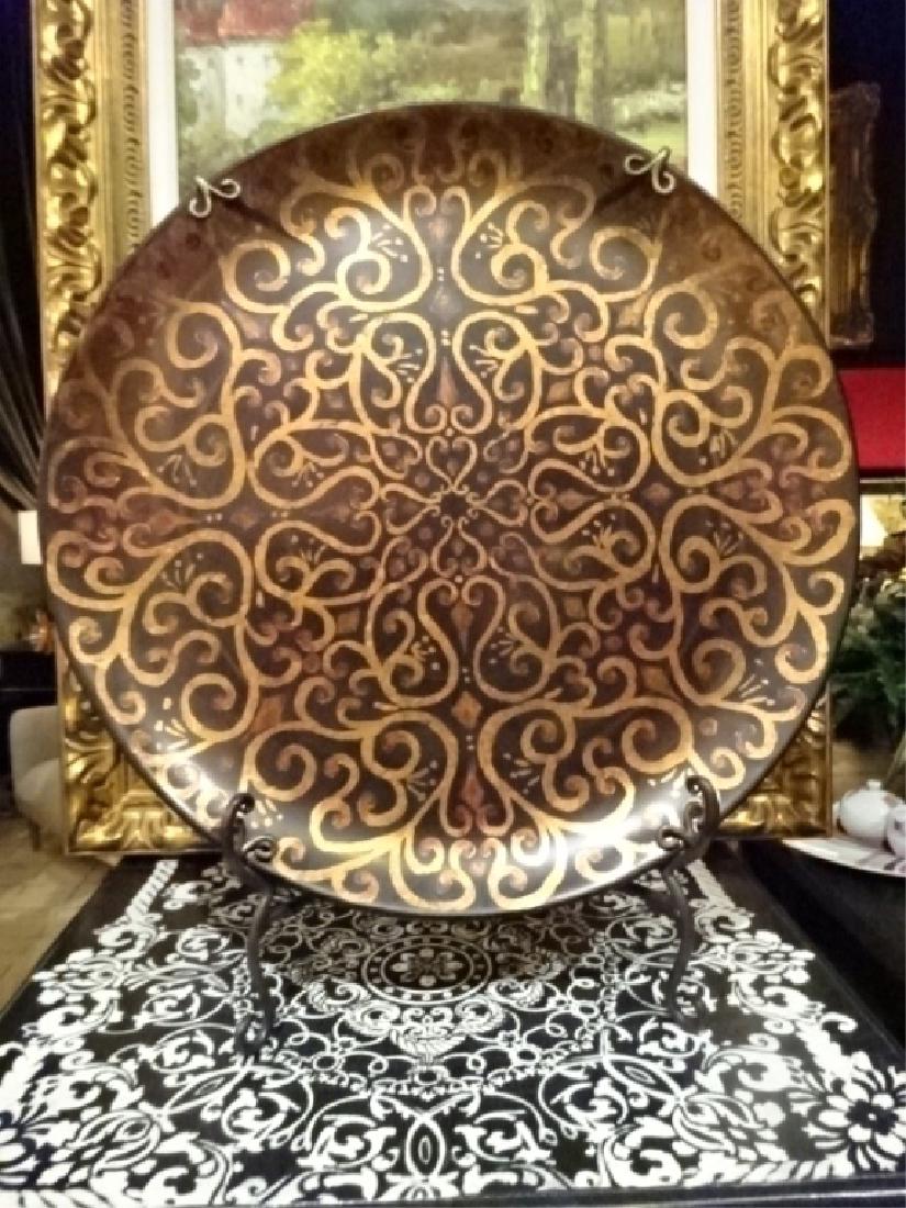 LARGE DECORATIVE PLATTER ON STAND, ORNATE GOLD DESIGNS (1 of 4)