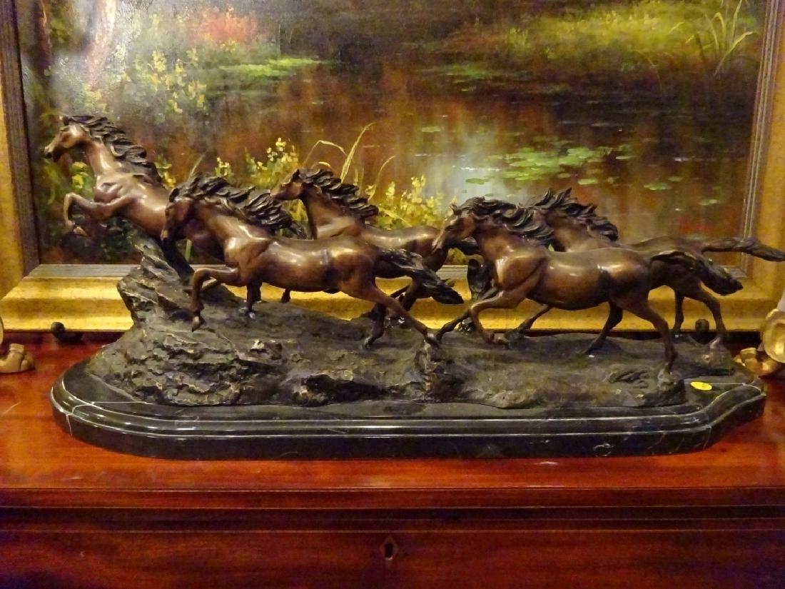 LARGE BRONZE SCULPTURE, 5 HORSES GALLOPING, ON BEVELED (1 of 9)