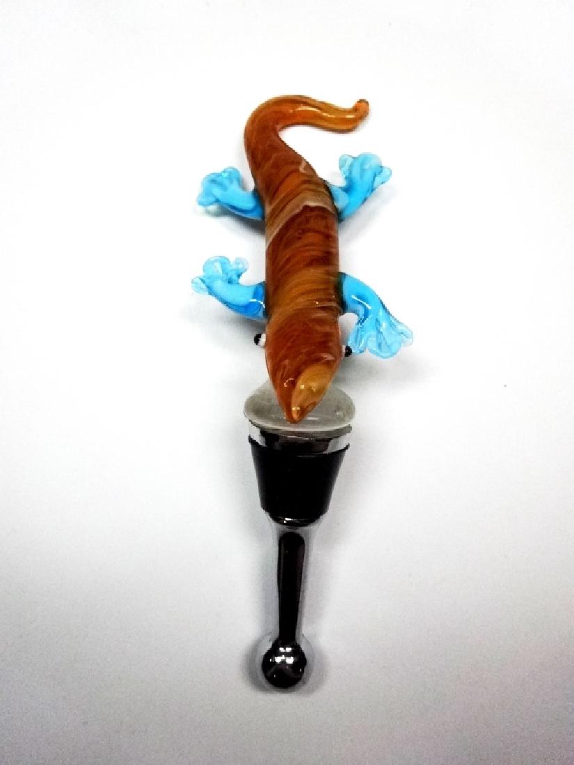 MURANO STYLE ART GLASS WINE BOTTLE STOPPER, LIZARD,: MURANO STYLE ART GLASS WINE BOTTLE STOPPER, LIZARD, APPROX 5.5", MURANO CRISTALLERIA D'ARTE LABEL ON BOX