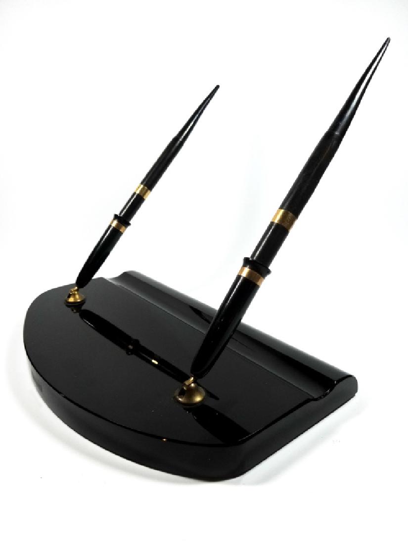 BLACK GLASS DUAL PEN HOLDER, WITH 2 FOUNTAIN PENS, 1 (1 of 8)