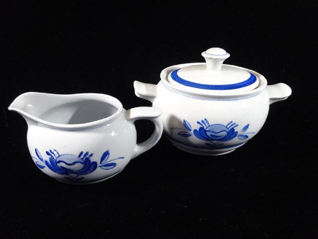 2 PC ARABIA FINLAND CREAMER AND SUGAR WITH LID, BLUE: 2 PC ARABIA FINLAND CREAMER AND SUGAR WITH LID, BLUE AND WHITE, VERY GOOD CONDITION, 3" X 4" AND 4" X 5", SKU269.28