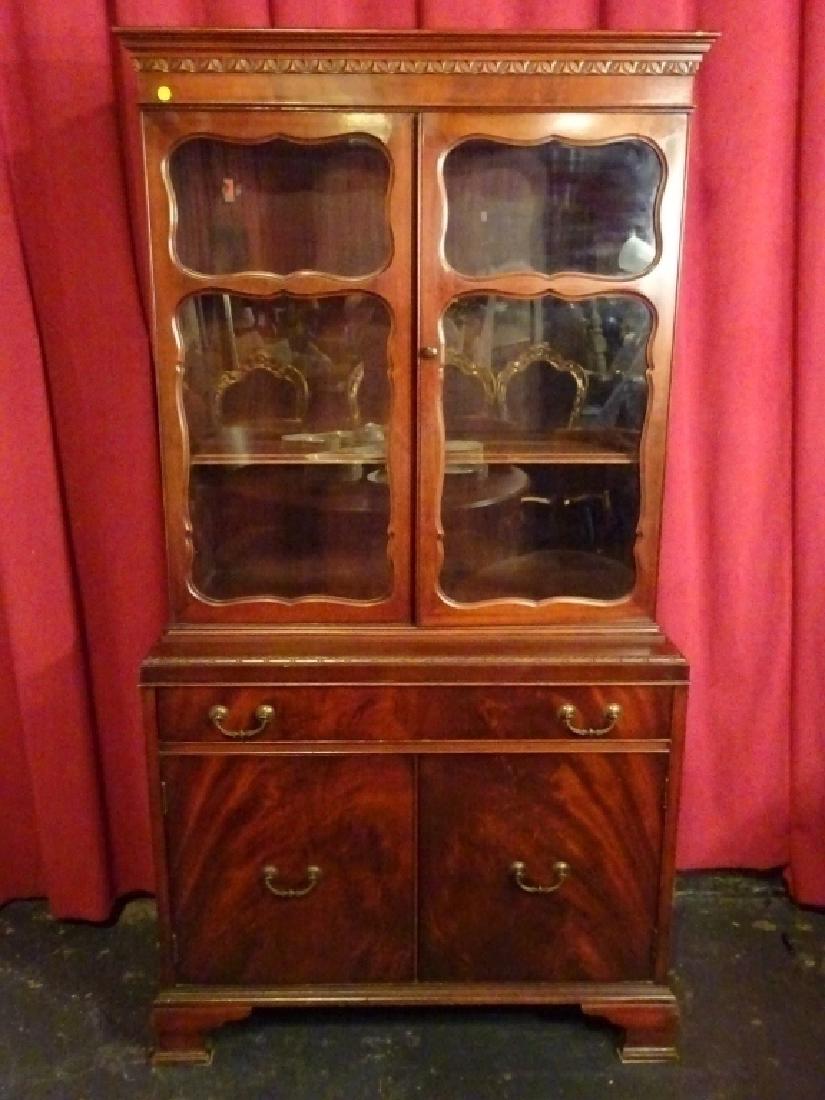 VINTAGE MAHOGANY CABINET, 2 UPPER GLASS DOORS, SINGLE (1 of 7)