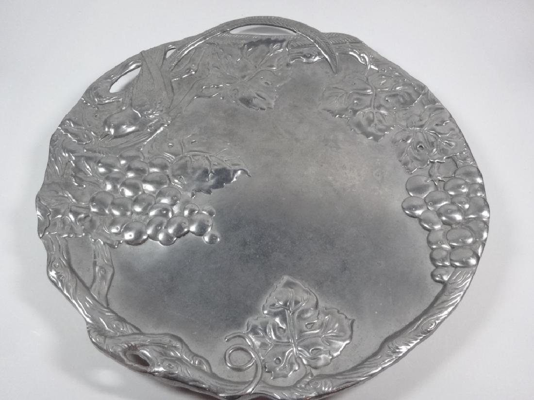 ARTHUR COURT TRAY, ROUND WITH BIRD & GRAPEVINE DESIGN, (1 of 4)