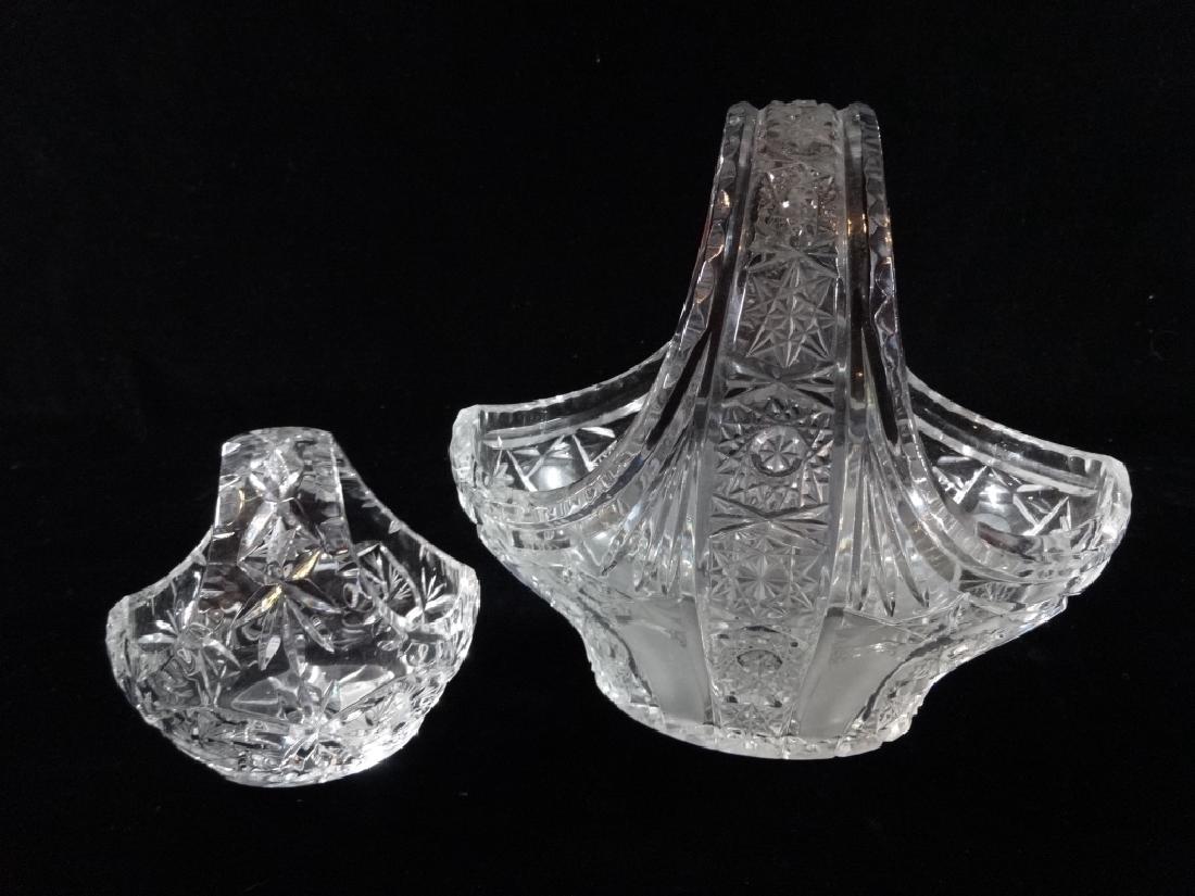 2 VINTAGE CRYSTAL BASKETS WITH HANDLES, APPROX 9" X 9" (1 of 8)