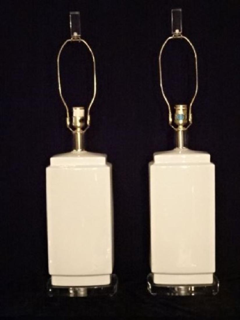 PAIR WHITE CERAMIC AND LUCITE LAMPS, ASIAN MOTIF (1 of 5)