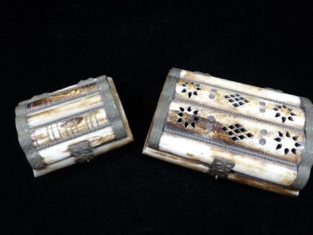 2 PC CAMEL BONE BOXES, APPROX 3" X 4" & APPROX 4" X 6": 2 PC CAMEL BONE BOXES, APPROX 3" X 4" & APPROX 4" X 6"