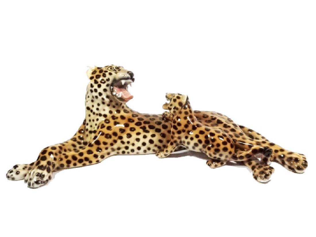 HEYGILL HAND MADE CERAMIC LEOPARD WITH CUB, MADE IN (1 of 7)