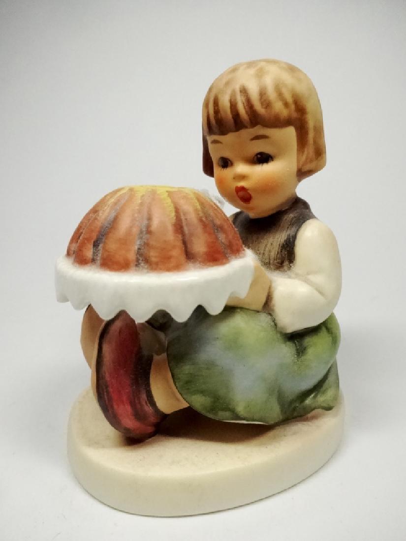 GOEBEL HUMMEL PORCELAIN FIGURINE, "BIRTHDAY CAKE", GIRL: GOEBEL HUMMEL PORCELAIN FIGURINE, "BIRTHDAY CAKE", GIRL HOLDING CAKE CANDLEHOLDER, APPROX 3.75"H