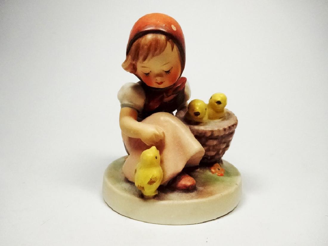 GOEBEL HUMMEL PORCELAIN FIGURINE, "CHICK GIRL", GIRL: GOEBEL HUMMEL PORCELAIN FIGURINE, "CHICK GIRL", GIRL WITH BABY CHICKS, APPROX 3.5"H