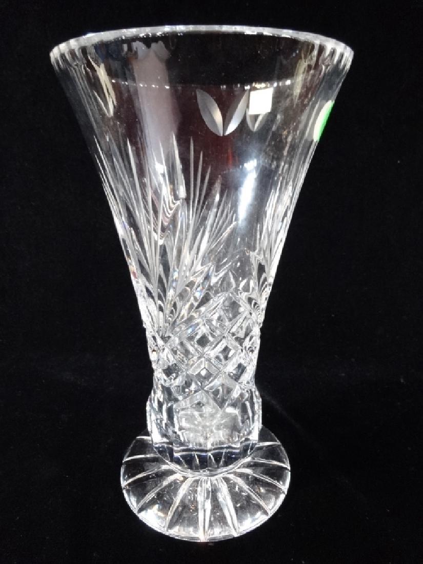 24 LEAD CRYSTAL VASE, HAND CUT, MADE IN POLAND, APPROX Aug 01, 2017