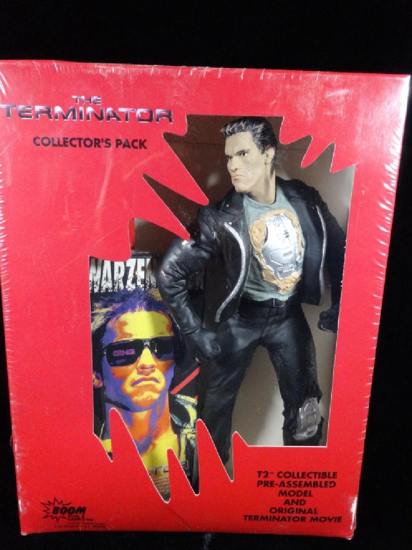 THE TERMINATOR ARNOLD SWARZENEGGER ACTION FIGURE TOY, (1 of 4)