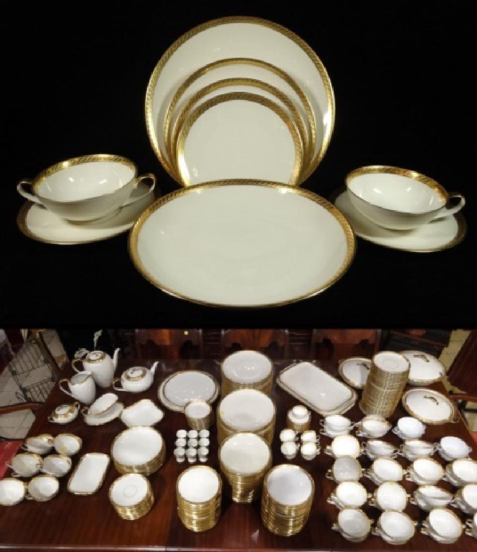 265 PC HUTSCHENREUTHER CHINA SERVICE, 02396 WHITE WITH (1 of 19)
