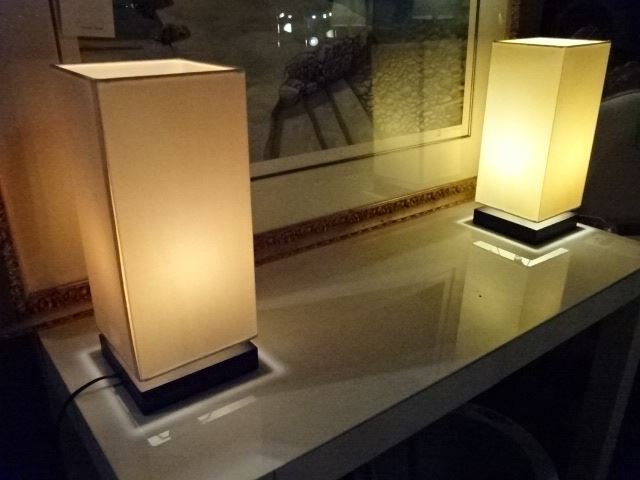 PAIR MODERN LAMPS, RECTANGULAR SHADES ON ESPRESSO (1 of 4)