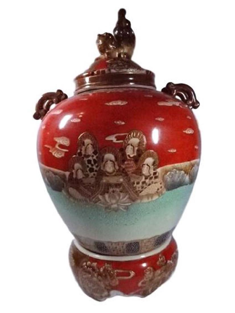 LARGE CHINESE PORCELAIN URN WITH LID, PAINTED FIGURAL (1 of 8)