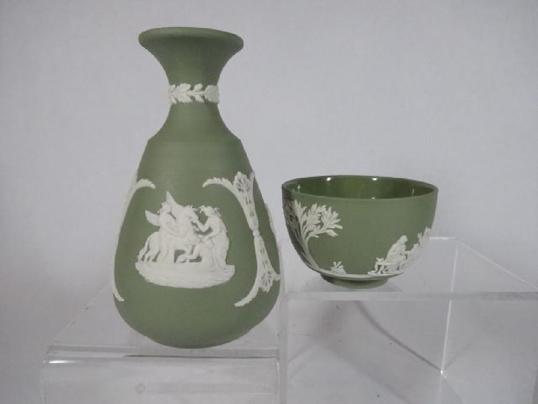 2 PC WEDGWOOD JASPERWARE PORCELAIN VASE AND BOWL, GREEN (1 of 4)
