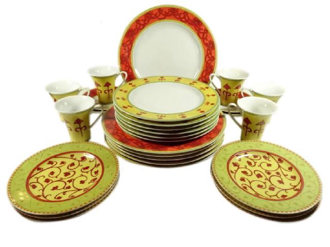 28 PC ROSENTHAL STUDIO LINIE PORCELAIN SERVICE, BOKHARA (1 of 6)