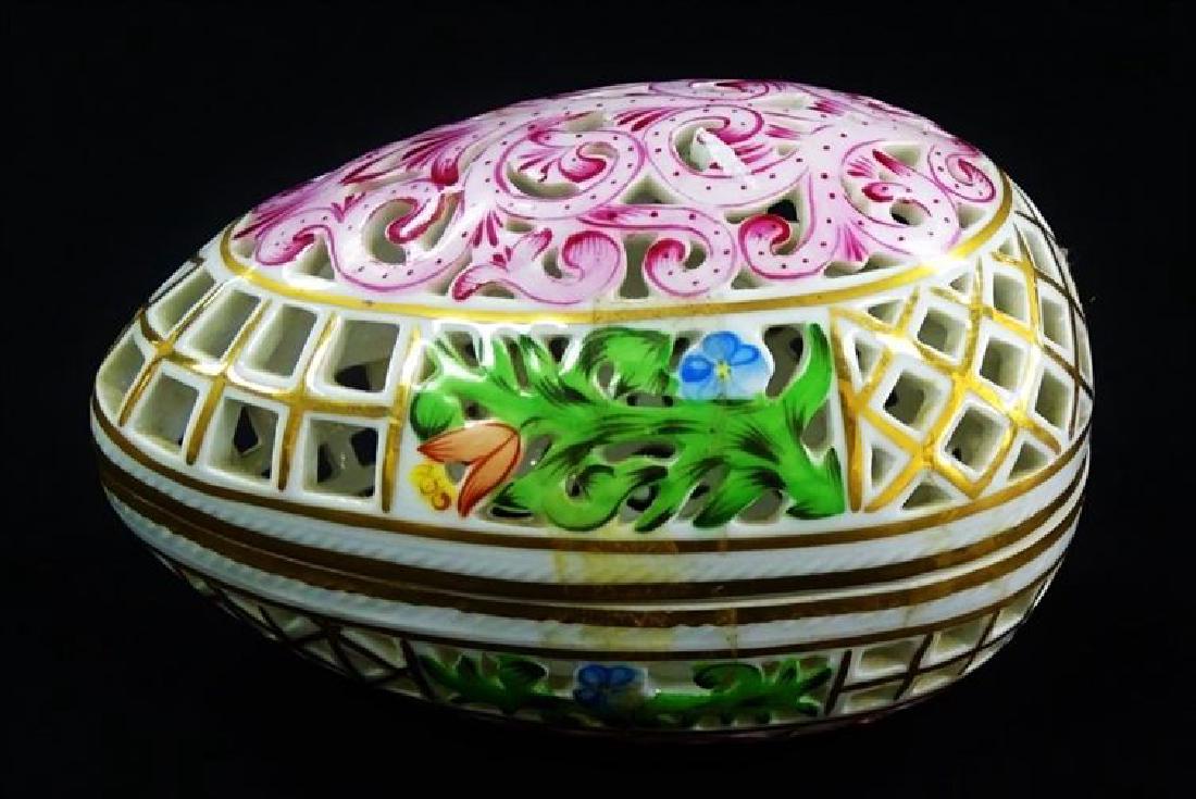 HEREND PORCELAIN RETICULATED PIERCED EGG BOX, HAND (1 of 8)