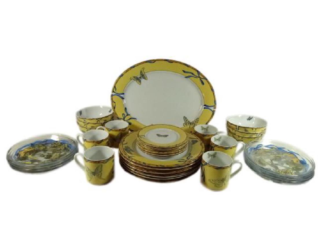 33 PC LYNN CHASE PORCELAIN DINNER SERVICE, BUTTERFLY (1 of 15)