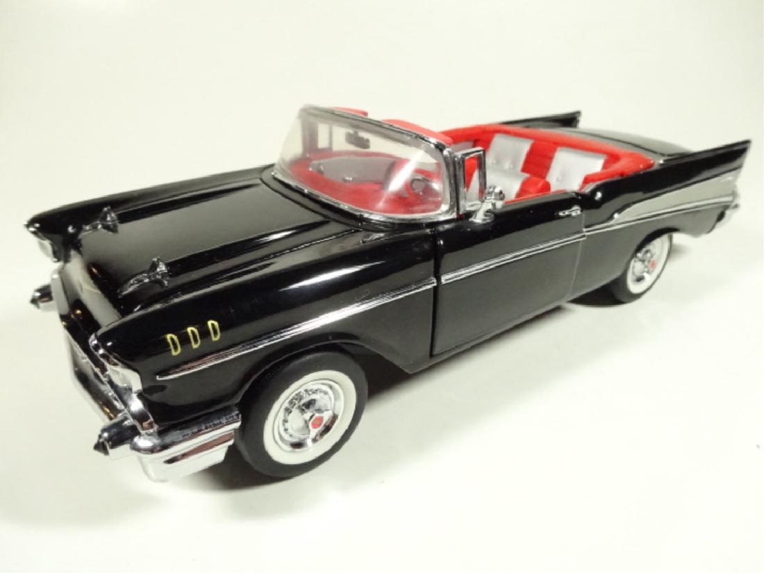 1957 CHEVROLET BEL AIR CONVERTIBLE, MINT CONDITION, BY (1 of 7)
