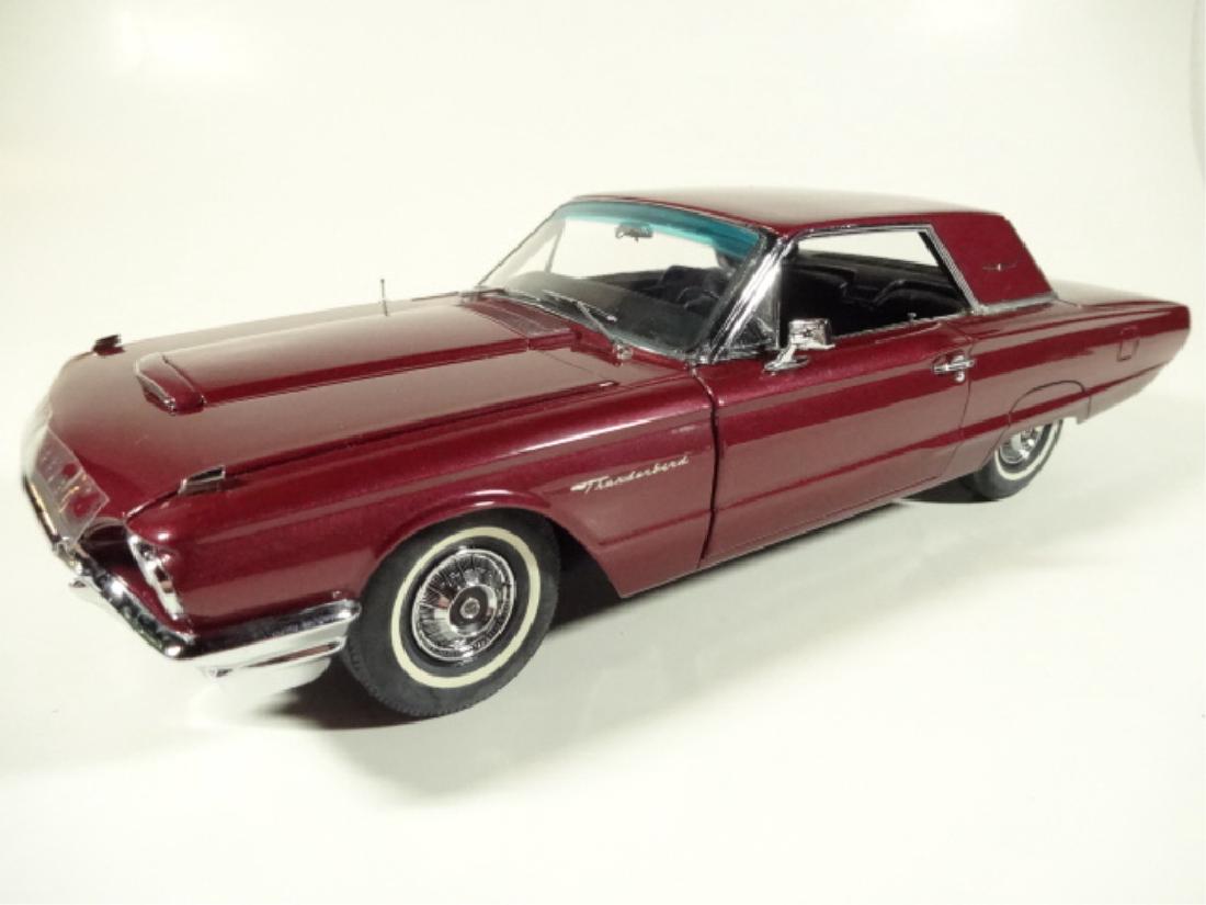 1964 FORD THUNDERBIRD HARD TOP, VERY GOOD CONDITION, (1 of 8)