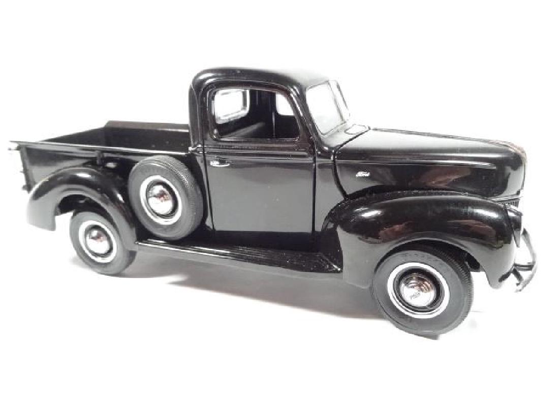 1940 FORD PICKUP TRUCK, 1:24 DIECAST CAR, FRANKLIN (1 of 4)