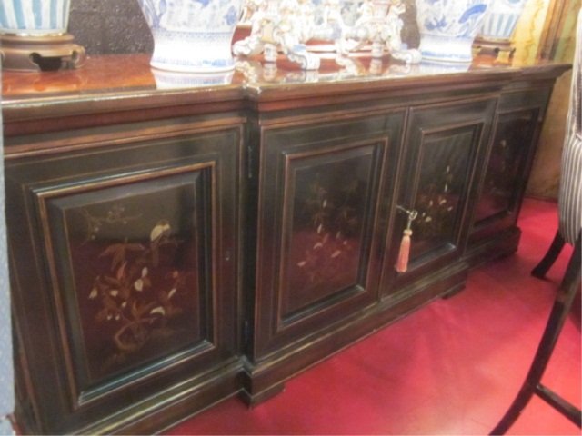 DREXEL HERITAGE SIDEBOARD, CHINOISERIE STYLE WITH : DREXEL HERITAGE SIDEBOARD, CHINOISERIE STYLE WITH GOLD GILT DESIGNS OVER BLACK AND MEDIUM FINISH, WITH 3 CENTER DRAWERS, APPROX 7 FT LONG
