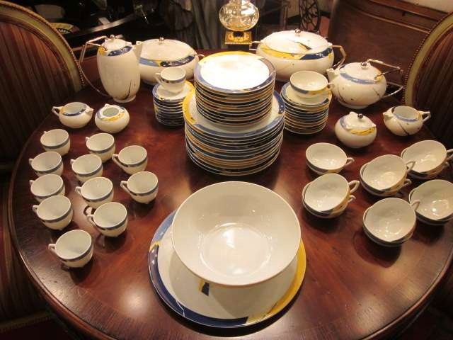 HUGE BERNARDAUD LIMOGES FRANCE CHINA - 80 PIECES -: HUGE BERNARDAUD LIMOGES FRANCE CHINA - 80 PIECES - SERVICE FOR 10 PLUS MANY EXTRAS - "NIL" - TRIANNE WITH BLUE & YELLOW BORDER - EXCELLENT CONDITION - INCLUDES 13 PLATES, 12 SALAD PLATES, 12 TEACUPS,