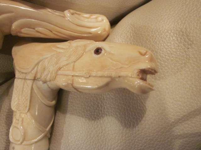 MARINE IVORY CANE - HORSE HEAD: MARINE IVORY CANE - HORSE HEAD