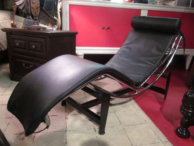 CONTEMPORARY BLACK LEATHER AND CHROME CHAISE: CONTEMPORARY LEATHER AND CHROME CHAISE, BLACK LEATHER CUSHIONS, ADJUSTABLE RECLINING POSITIONS, APPROX 72"L X 24.5"W