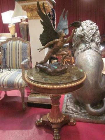 ORNATE MARBLE TOP TABLE BY MAITLAND-SMITH, DARK FI: ORNATE MARBLE TOP TABLE BY MAITLAND-SMITH, DARK FINISH WITH POLISHED BRASS LION'S CLAW FEET, APPROX 25" ROUND