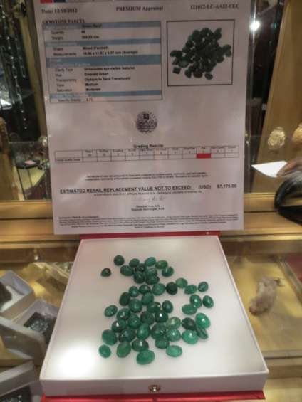 48 MIXED FACETED GREEN BERYL GEMSTONES, EMERALD GR: 48 MIXED FACETED GREEN BERYL GEMSTONES, EMERALD GREEN HUE, VARIED SHAPES, APPROX 398.65 CTS, WITH GLA CERTIFICATION
