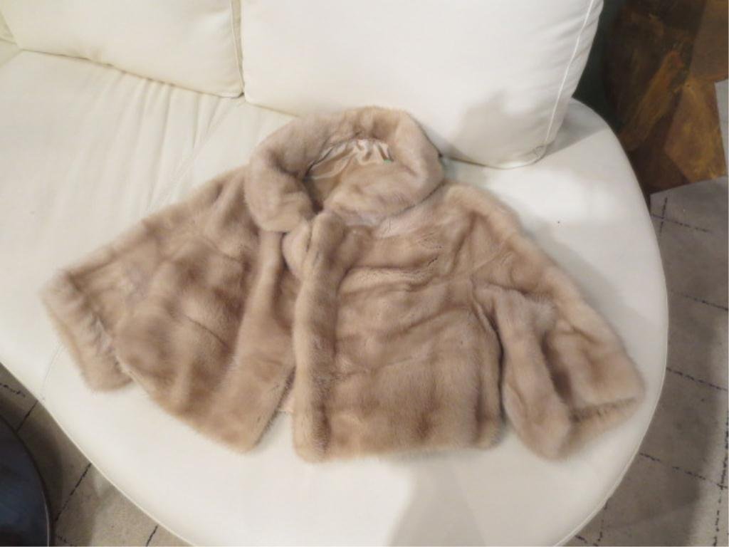 VINTAGE FUR JACKET: VINTAGE FUR JACKET